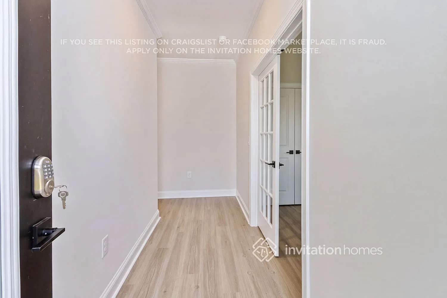 2045 Transatlantic Ave Charlotte, NC 28215 — Photo 2