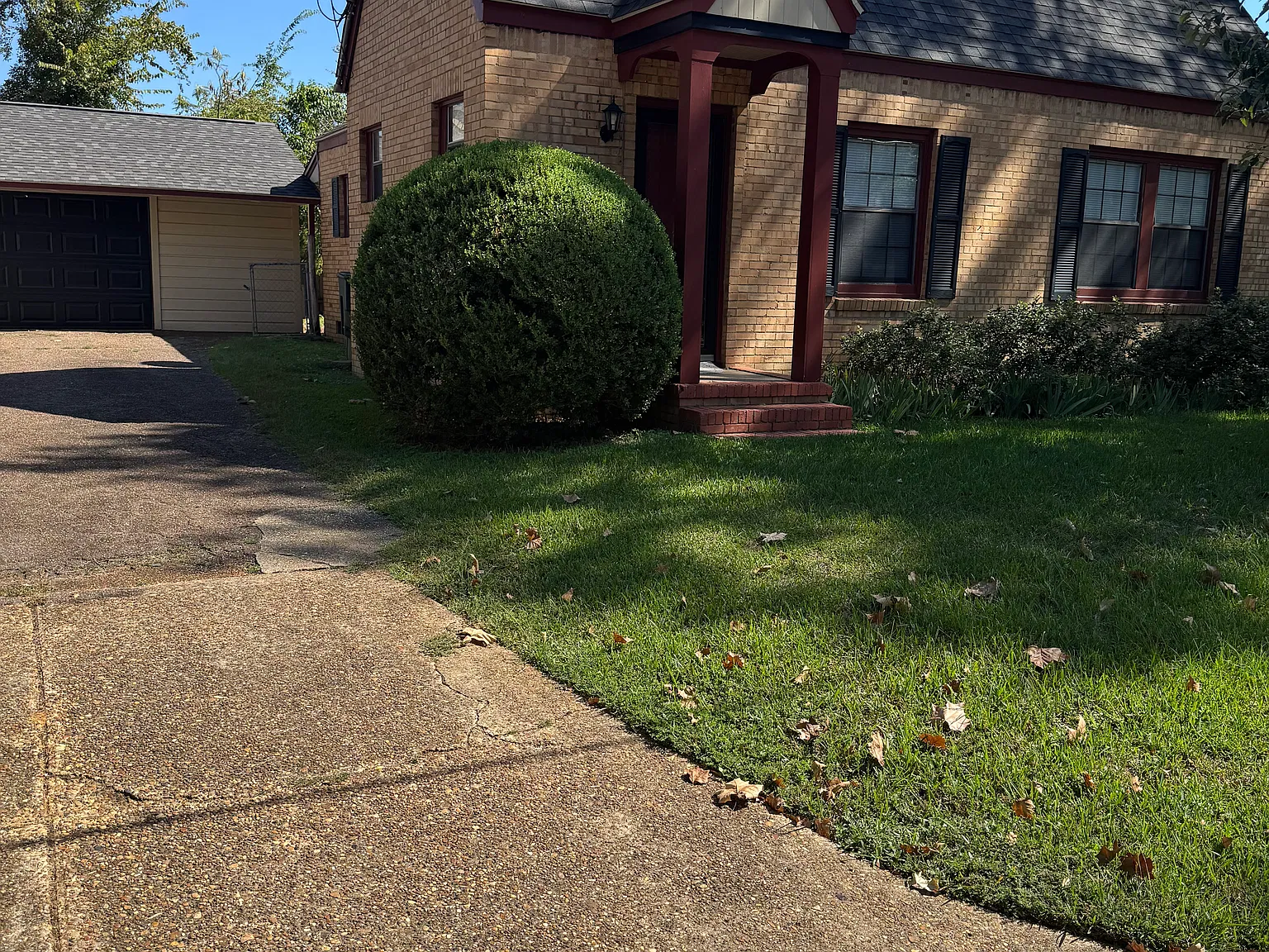2 bed, 1064 sqft, $1,100 — Photo 1