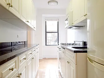 Rented by LIVING QUARTERS NY INC