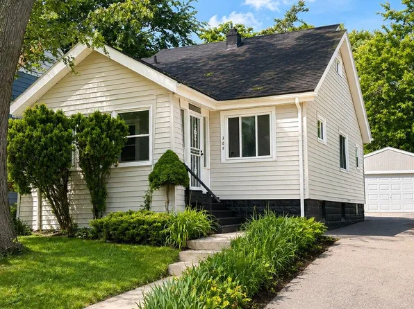 308 S Marshall St, Pontiac, MI 48342