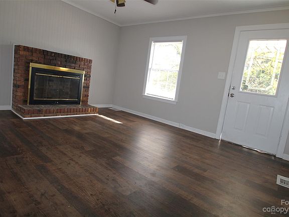 4th image of 111 Cleveland Ave