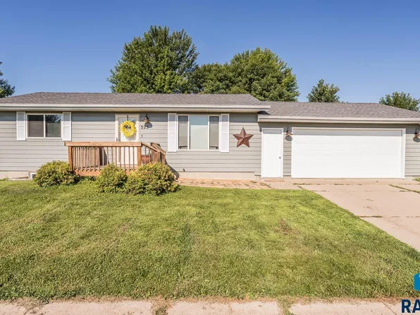 525 N Rose Ave, Tea, SD 57064