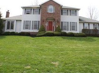 4728 Fox Run Dr, Stow, OH 44224