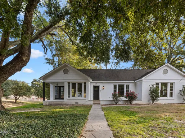 501 Palestine St, Raymond, MS 39154