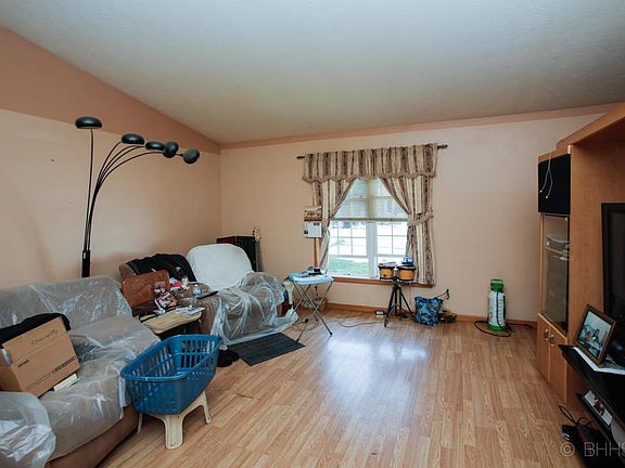 2615 parchmount ave-103