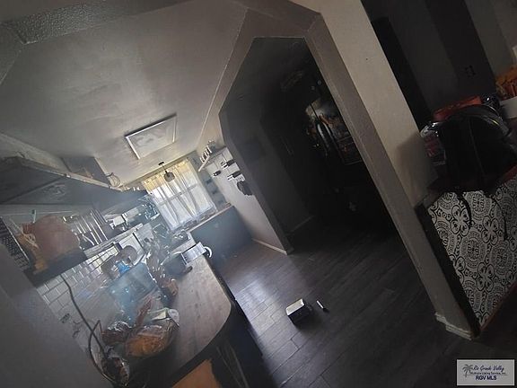 4th image of 5860 Tepic Dr