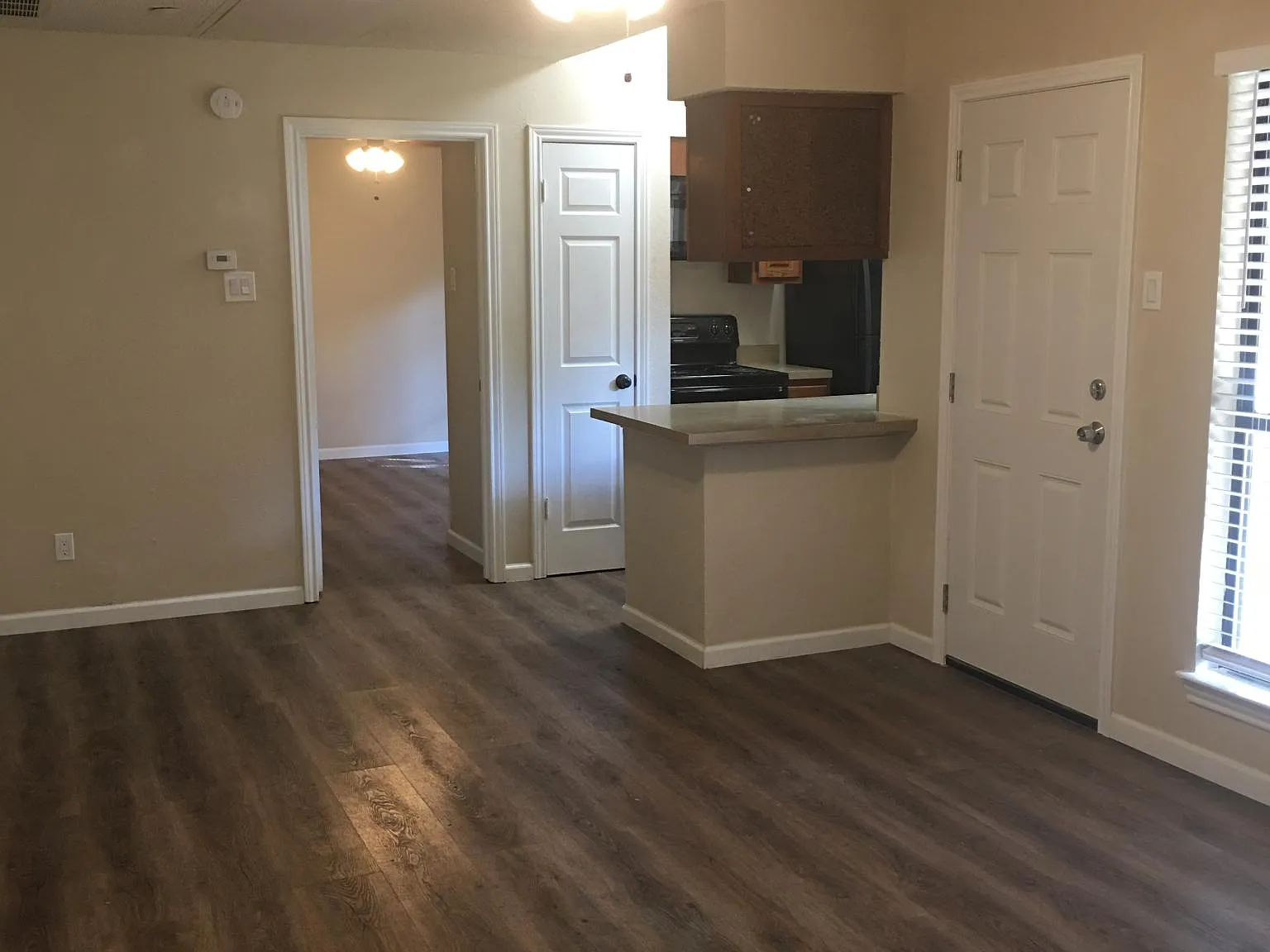 1 bed, 595 sqft, $1,249 — Photo 3