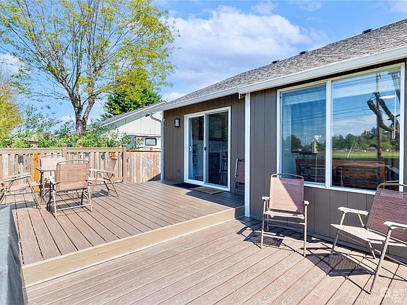 2nd image of 8612 150th Avenue Ct E