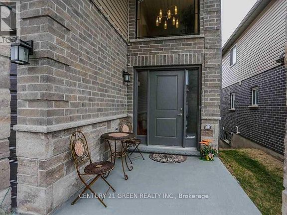 2nd image of 1221 Gough Rd