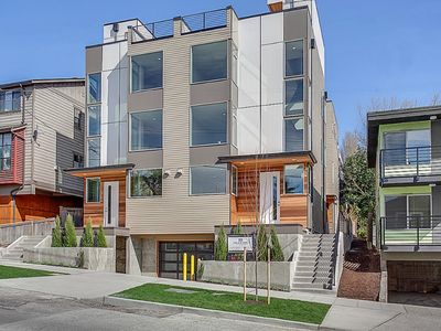 3642B Dayton Ave N, Seattle, WA, 98103