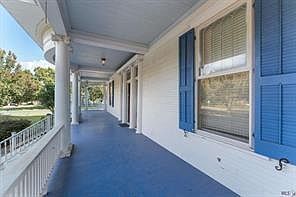 3rd image of 502 Avenue E