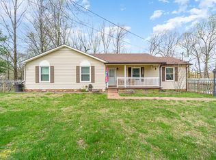 103 Friar Tuck Dr, Dickson, TN 37055