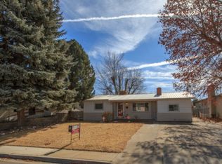1021 Zuni Dr, Farmington, NM 87401