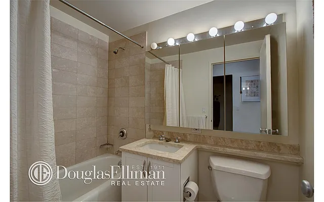 Sold by Douglas Elliman | media 21