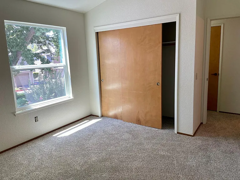 6102 Beech Ave #110 — Photo 24