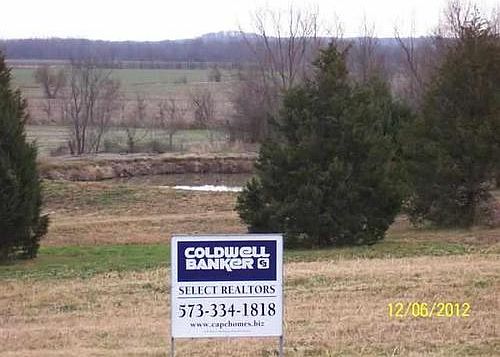 4th image of 7589 State Hwy 74