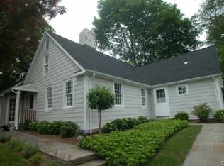 16 Griffith Ln, Ridgefield, CT 06877