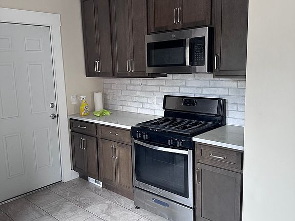5th image of 62 Glemby St #2