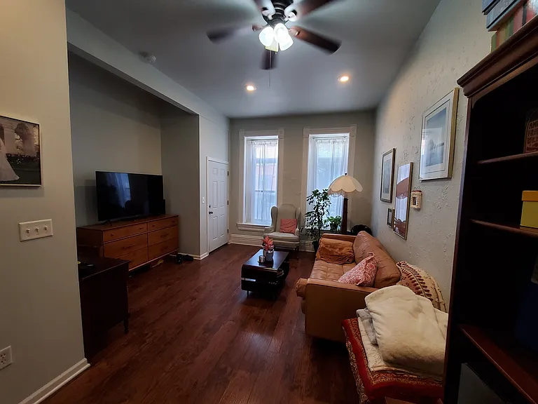 1528 N Ashland Ave #1F — Photo 4