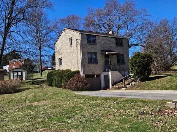 119 Springhouse Dr, Butler, PA 16001