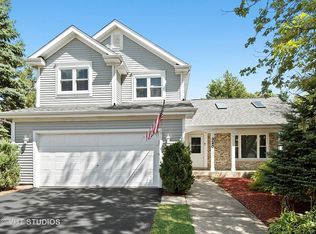 320 Farmhill Cir, Wauconda, IL 60084
