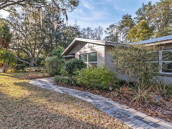 5th image of 3452 NW 36th Pl