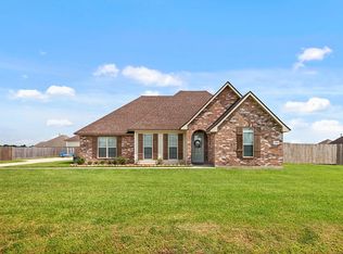7444 Buckskin Dr, Iowa, LA 70647