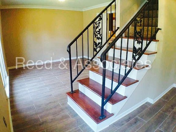 5th image of 6053 Blue Springs Ave