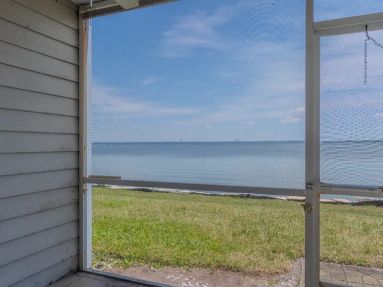 7020 US Highway 1 #102 — Photo 32