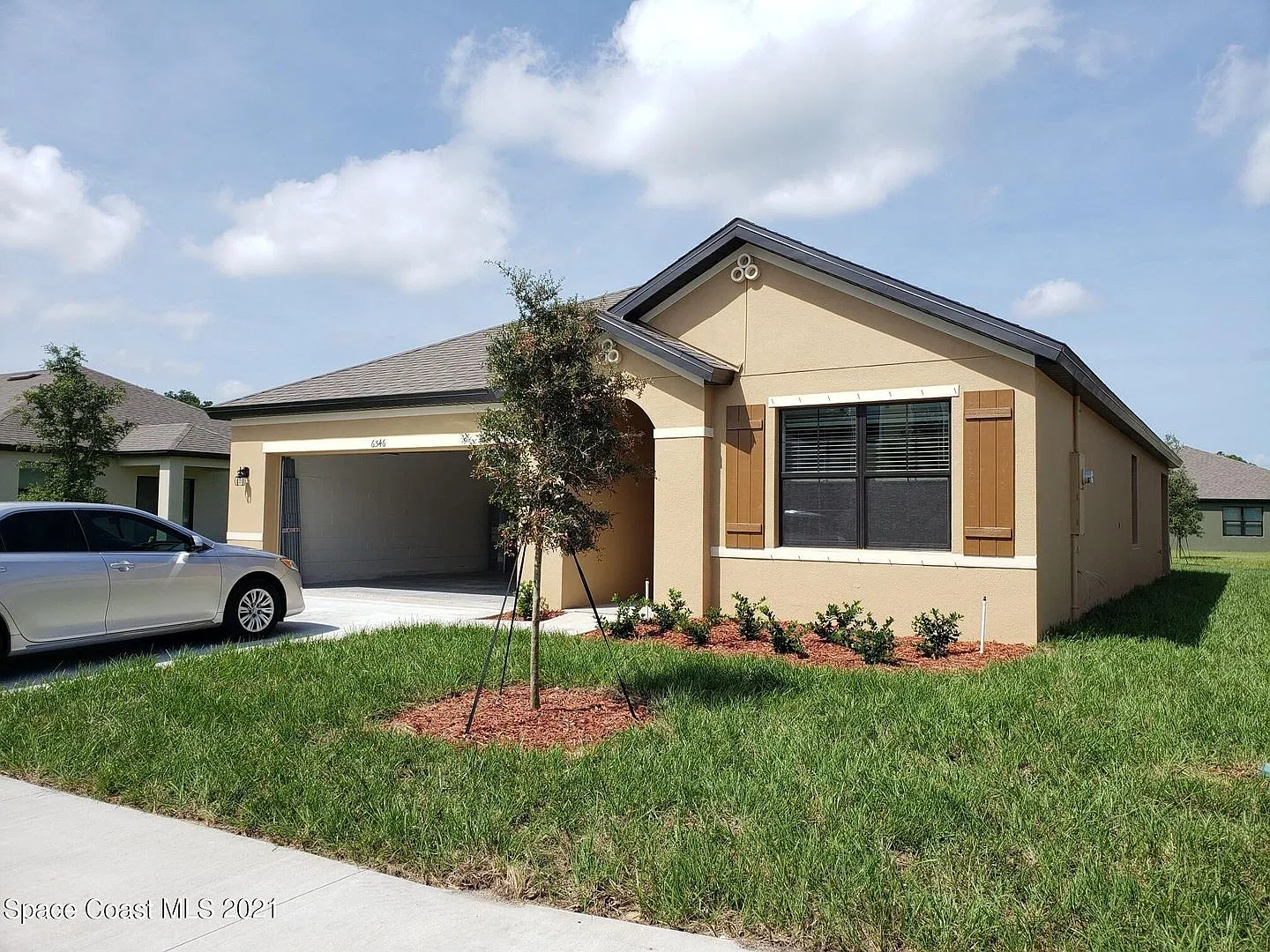 Single Family Home — Photo 3