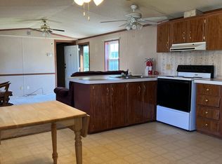 9 Avis Dr, Clinton, ME 04927