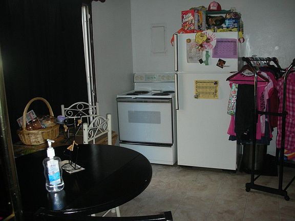 3rd image of 618 119th St S