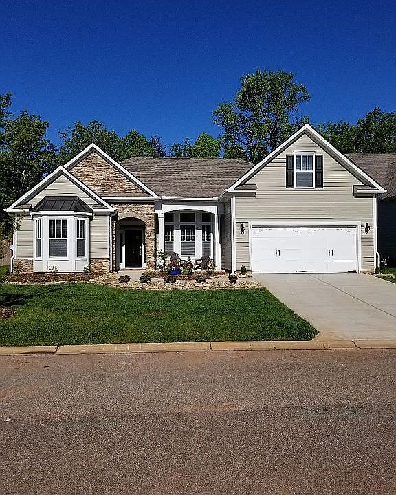 1st image of 109 Riverland Woods Ct