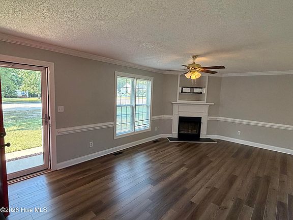 5th image of 2530 Stedman Dr NW