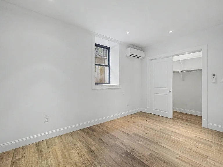 329 Union St #1C — Photo 9