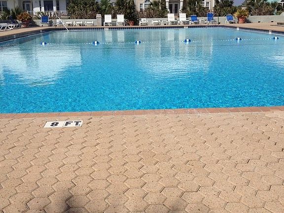 Pool : Tristan has one of the largest pools on the beach