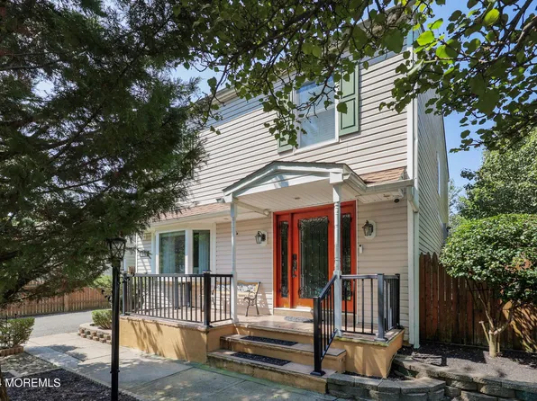 15 Rose Terrace, Hazlet, NJ 07734