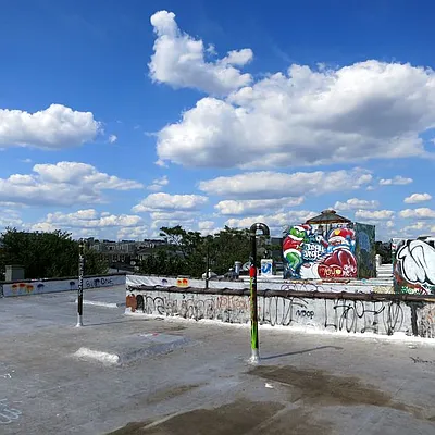 Rented by Nooklyn NYC LLC | media 13