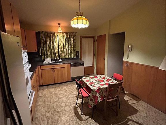 5th image of 1435 Thoroughbred Ln