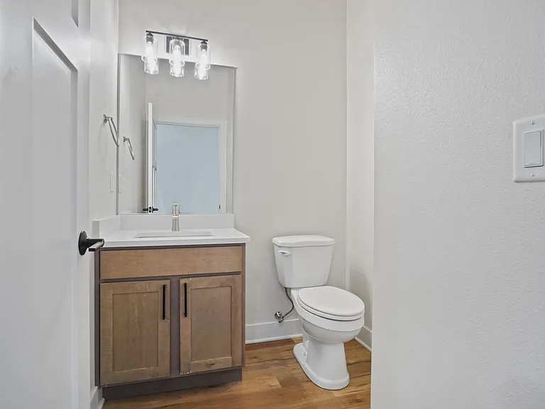113 Eiche Dr — Photo 42