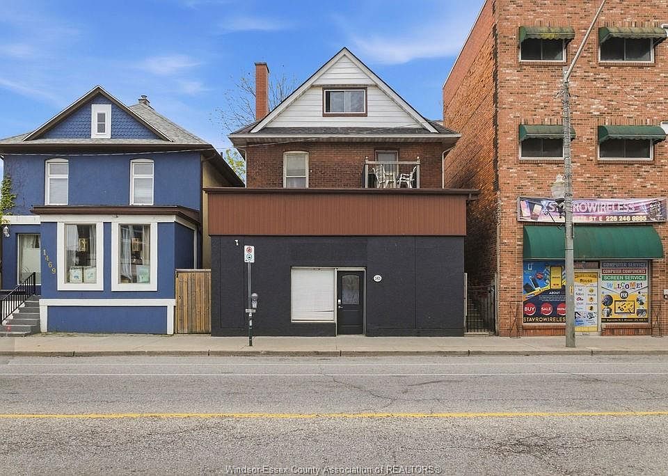 1st image of 1455 Wyandotte St E #1453