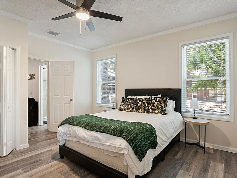 1019 W Rowan St #2 — Photo 14