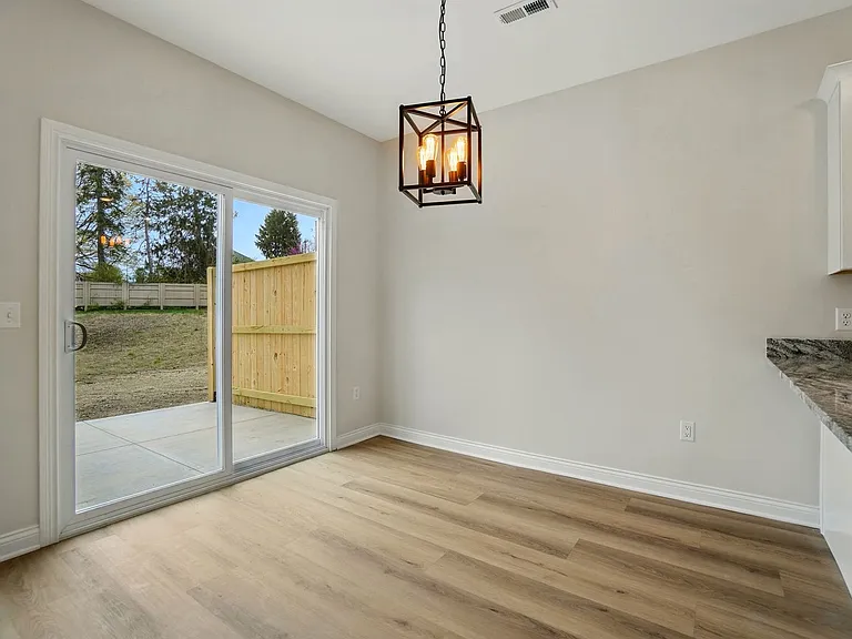 3178 Cobblestone Ln — Photo 11