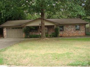 12723 Valleywood Dr, Little Rock, AR 72211