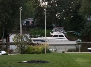 1221 Riverside Dr, Huron, OH 44839