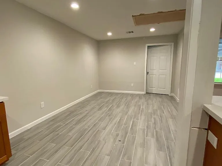 2406 Rosemead Dr — Photo 11