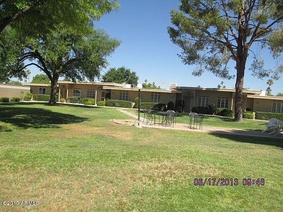 2nd image of 10007 W Lancaster Dr