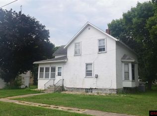 48 4th Ave SW, Winnebago, MN 56098