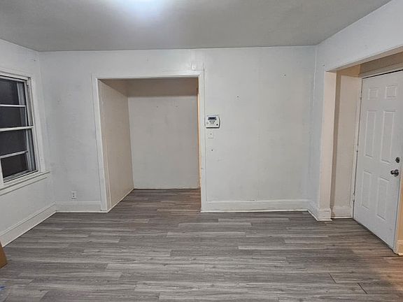 3rd image of 157 N 15th St Floor 2