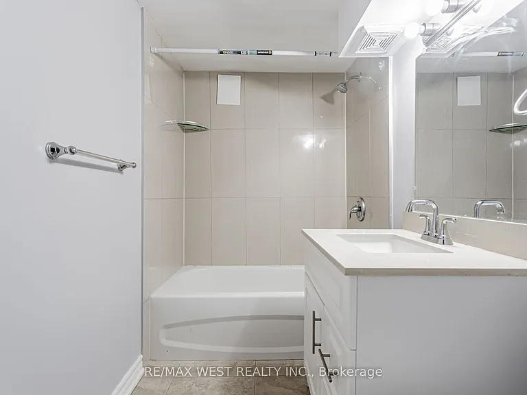31 Clair Rd #BASEMENT — Photo 13